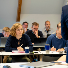 Masterstudenten tijdens een college